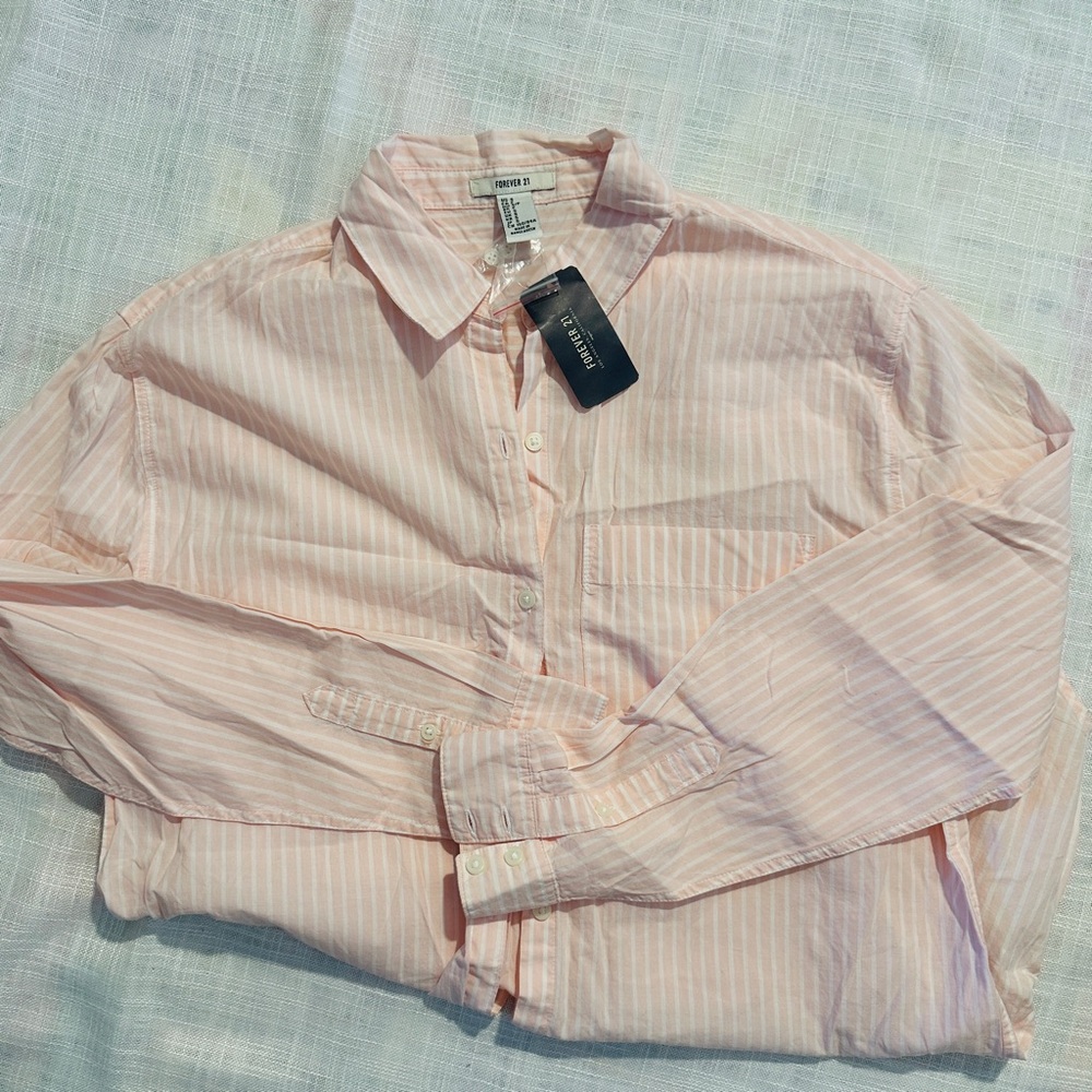 NEW Forever 21 F21 Stylish women long sleeve pink striped shirt top, size S